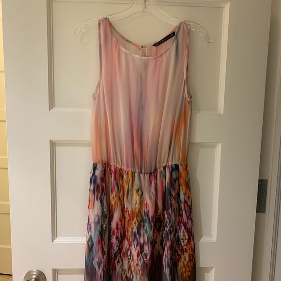 ✨FLASH SALE✨ Zara Dress - Picture 4 of 7